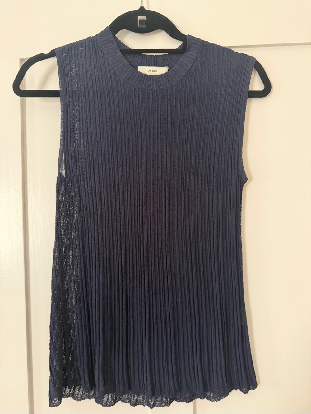 Vince Navy Sleeveless Knit Top. Size S.